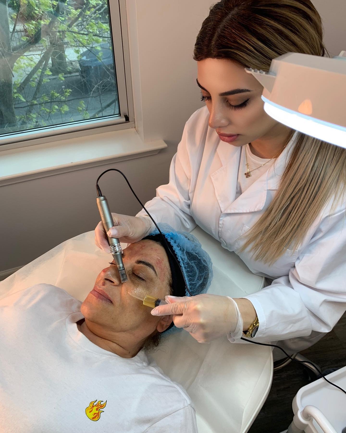 Skin care service at DNA II